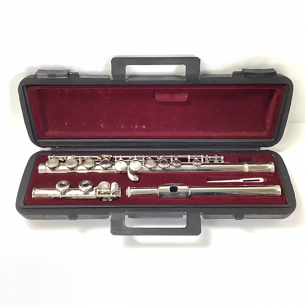 実際に弊社で買取させて頂いたACME/アクメ 型番不明 フルート ハードケース付き