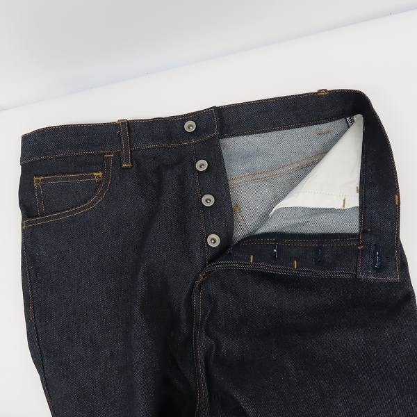 実際に弊社で買取させて頂いたato/アトウ ボタンフライ ストレート デニムパンツ AM18C-P23/44の画像 6枚目