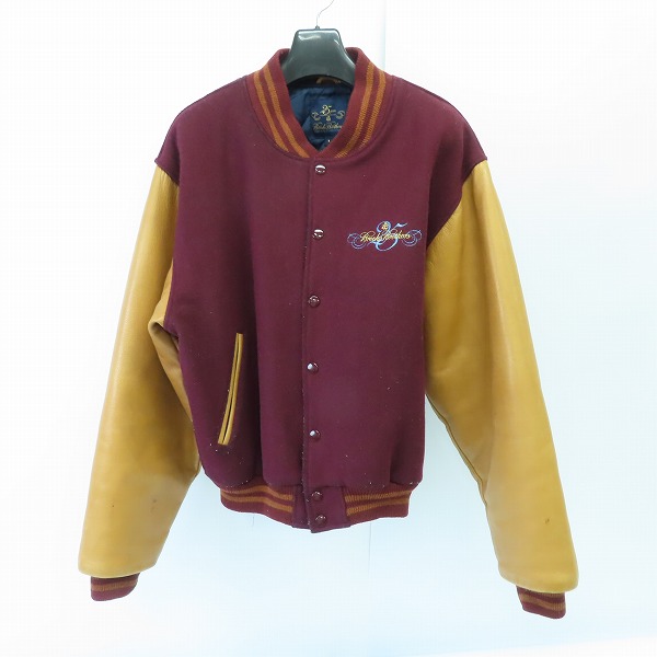実際に弊社で買取させて頂いたBrooks Brothers/ブルックスブラザーズ 日本25周年記念 ロゴ刺繍 袖牛革 スタジャン/S