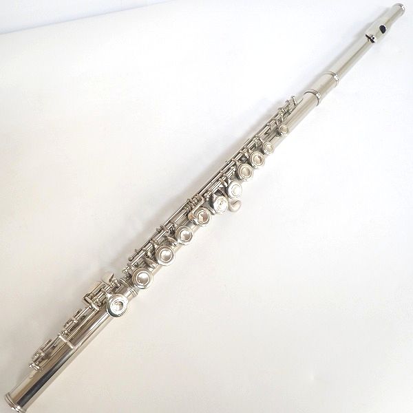 実際に弊社で買取させて頂いたYAMAHA/ヤマハ YFL-23/YFL23 フルート Eメカ付き ハードケース付の画像 1枚目