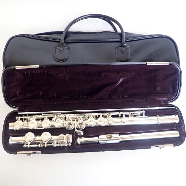 実際に弊社で買取させて頂いたYAMAHA/ヤマハ YFL-311Ⅱ フルート 頭部管銀製 Eメカ付 ハードケース・ケースカバー付 