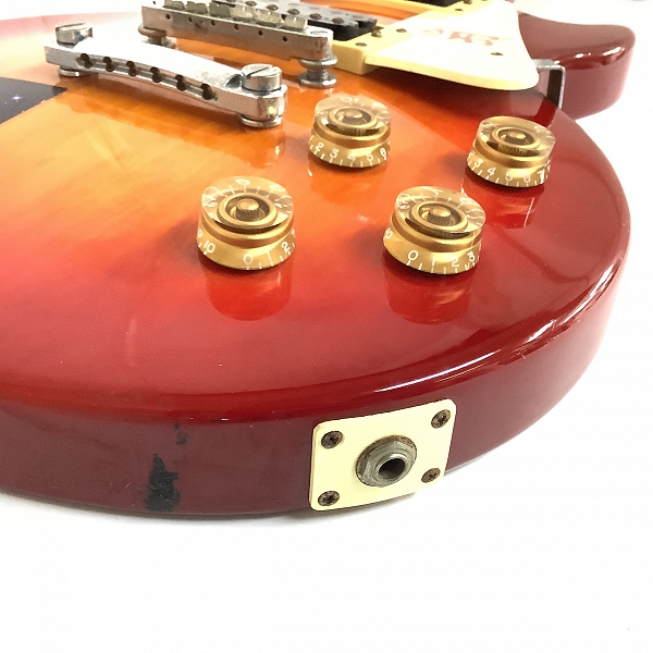 実際に弊社で買取させて頂いた★Epiphone/エピフォン Les Paul 100/レスポール100 エレキギター ソフトケース付き【弦なし】の画像 5枚目