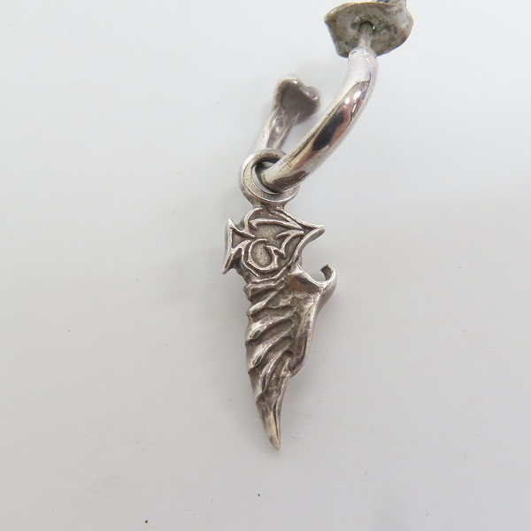 実際に弊社で買取させて頂いた【ギャラ付】THIRTEEN DESIGNS/サーティーンデザインズ FE-2 HOOP BONE & TINY 13 SPADE WING PIERCE/ピアスの画像 3枚目