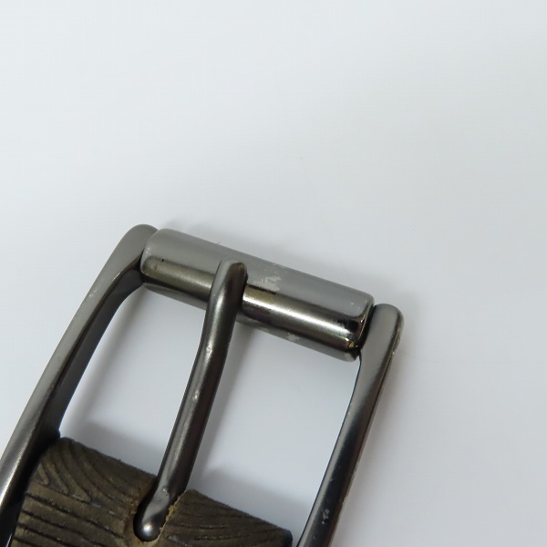 実際に弊社で買取させて頂いたARMANI JEANS/アルマーニ ジーンズ エンボス加工 レザーベルトの画像 5枚目