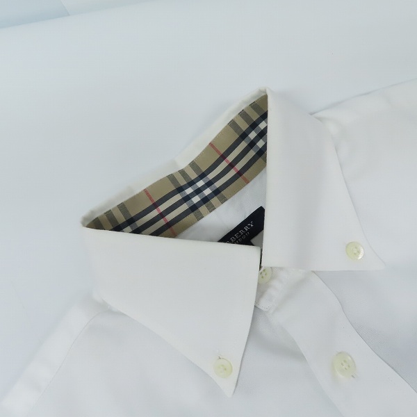 実際に弊社で買取させて頂いたBURBERRY LONDON/バーバリーロンドン BD ハーフスリーブシャツ BBW03-800-01/Mの画像 5枚目