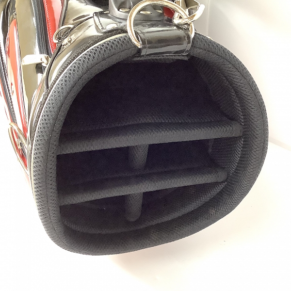 実際に弊社で買取させて頂いたTitleist/タイトリスト 9.5型47インチ対応 スタッズ エナメルキャディバッグ CB431の画像 4枚目