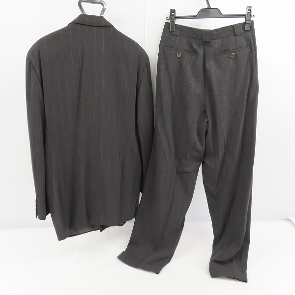 実際に弊社で買取させて頂いたGIORGIO ARMANI/ジョルジオ アルマーニ ストライプ柄セットアップスーツ 46の画像 1枚目