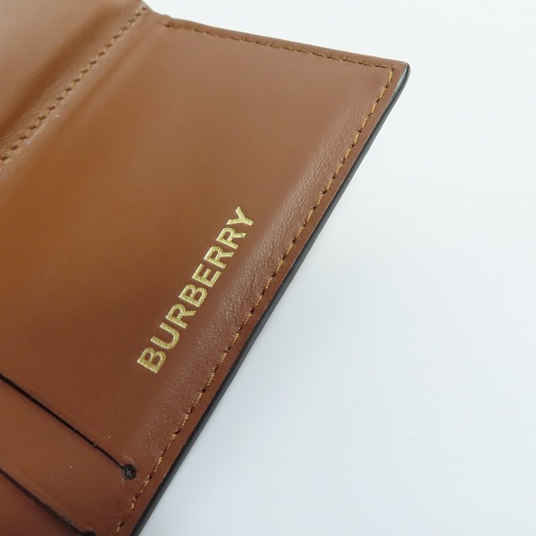 実際に弊社で買取させて頂いたBURBERRY/バーバリー LARK TB MONOGRAM E-CANVAS モノグラム 三つ折りミニ財布 8022945の画像 5枚目