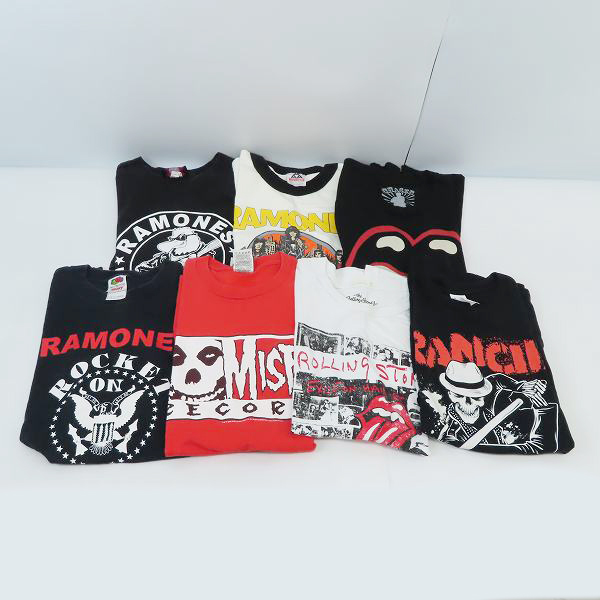 実際に弊社で買取させて頂いたAMONES/ラモーンズ 等 バンドTシャツ/半袖 S/M 7点セット