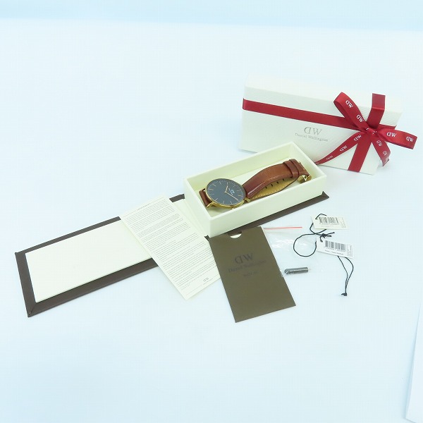実際に弊社で買取させて頂いたDaniel Wellington/ダニエルウェリントン Classic St Mawes クラシックセイントモーズ 0106DW【動作未確認】の画像 5枚目