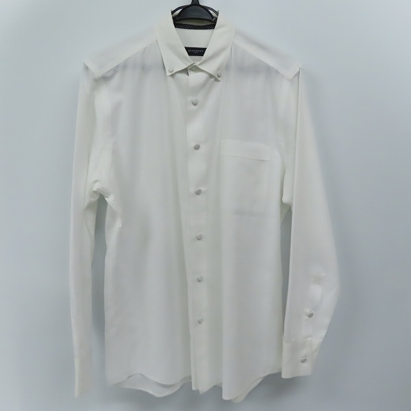 実際に弊社で買取させて頂いたGIVENCHY/ジバンシィ 長袖 ボタンダウンシャツ ホワイト