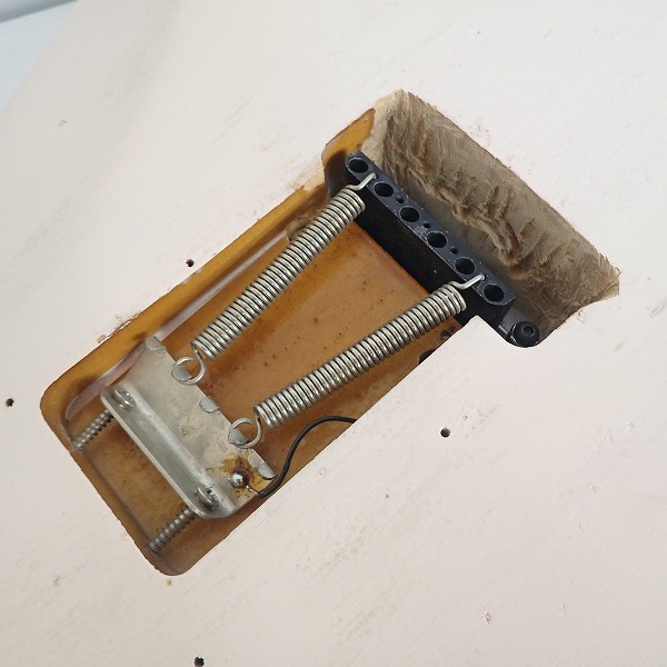 実際に弊社で買取させて頂いた★【ジャンク】FGN/FUJIGEN/フジゲン J-Standard ストラトキャスターType カスタム品 ギグケース付の画像 8枚目