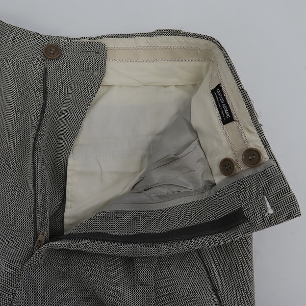 実際に弊社で買取させて頂いたGIORGIO ARMANI/ジョルジオ アルマーニ 総柄セットアップスーツ 46の画像 6枚目