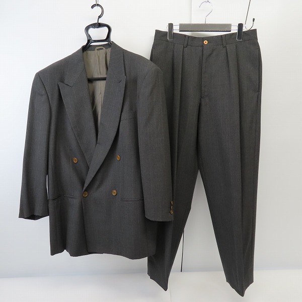 実際に弊社で買取させて頂いたGIORGIO ARMANI/ジョルジオ アルマーニ ストライプ ダブル ジャケット/パンツ セットアップ/スーツ グレー/48