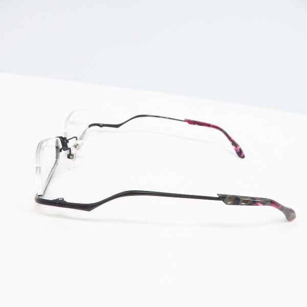 実際に弊社で買取させて頂いたLess than human/レスザンヒューマン アンダーリム メガネフレーム po6po10 195nの画像 1枚目