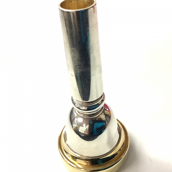 実際に弊社で買取させて頂いたAtelier MOMO/アトリエモモ 51E☆ ユーフォニアム用 マウスピース インナーゴールド ケース付きの画像 4枚目