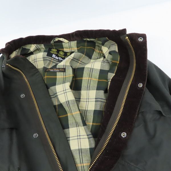 実際に弊社で買取させて頂いたBarbour/バブアー 19AW キャプテンサンシャイン ビデイル オイルドコート 1902258/38の画像 5枚目