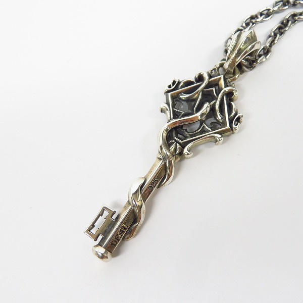 実際に弊社で買取させて頂いたDEAL DESIGN/ディールデザイン レイドスネーク ペンダント/ネックレス クロスチャーム チェーンセットの画像 1枚目