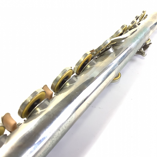 実際に弊社で買取させて頂いたYAMAHA/ヤマハ YFL-211/YFL211 フルート Eメカ付き ハードケース付きの画像 3枚目