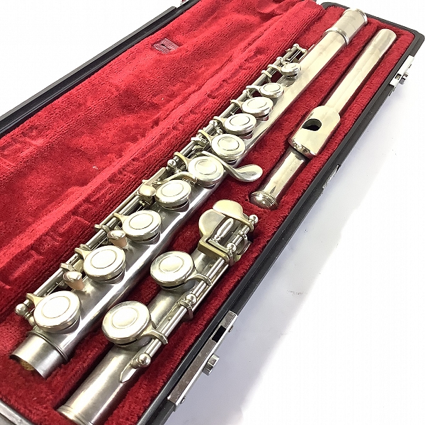 実際に弊社で買取させて頂いたYAMAHA/ヤマハ YFL-211/YFL211 フルート Eメカ付き ハードケース付き