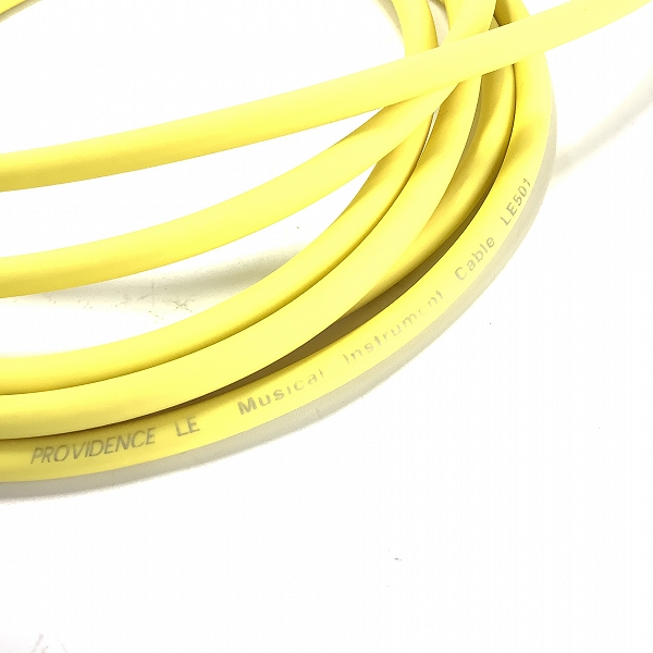 実際に弊社で買取させて頂いたProvidence/プロヴィデンス LE501 イエロー 約3.0m ギターシールド ベースシールドの画像 4枚目