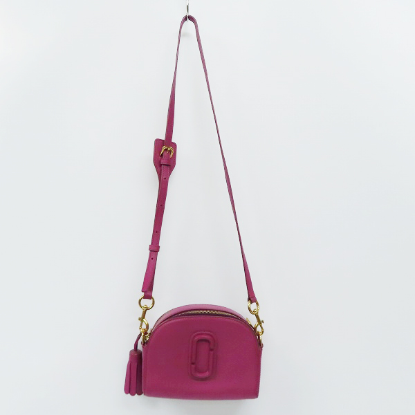 実際に弊社で買取させて頂いたMARC JACOBS/マークジェイコブス ダブルジップ ショルダーバッグ