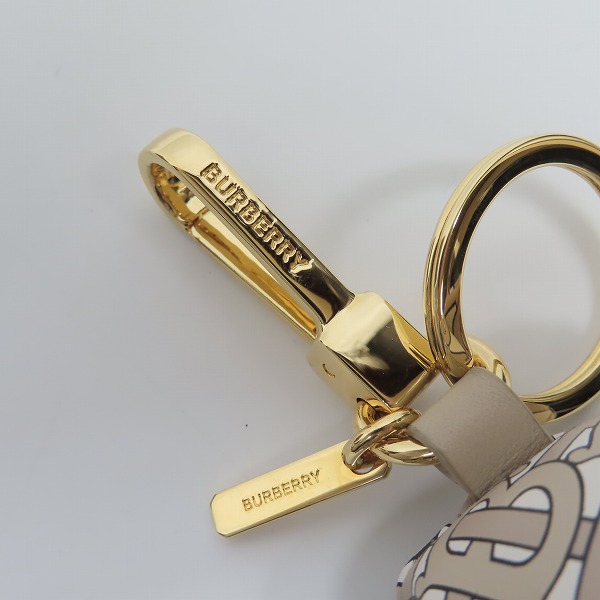 実際に弊社で買取させて頂いたBURBERRY/バーバリー トーマスベア レザー チャーム/キーホルダーの画像 4枚目