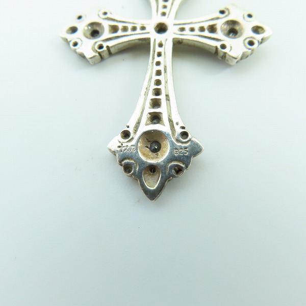 実際に弊社で買取させて頂いたloreeRodkin/ローリーロドキン スモールファンシーゴシッククロスペンダント SV925の画像 4枚目