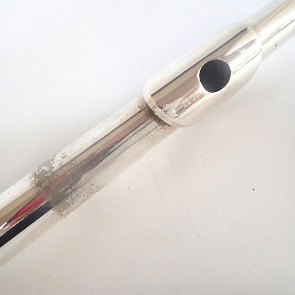 実際に弊社で買取させて頂いた【ジャンク】ORSI MILANO フルート ハードケース付の画像 2枚目