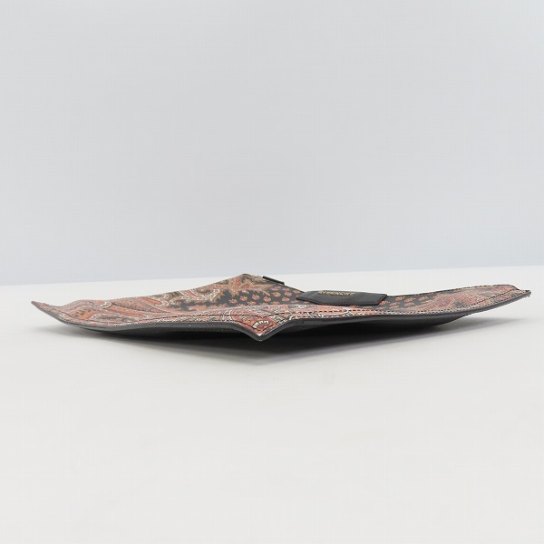 実際に弊社で買取させて頂いたGIVENCHY/ジバンシィ ペイズリー総柄 クラッチバッグの画像 2枚目