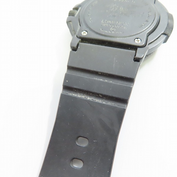 実際に弊社で買取させて頂いたLUMINOX/ルミノックス ネイビーシールズ 3000シリーズ 3001.BO クオーツ 腕時計の画像 6枚目