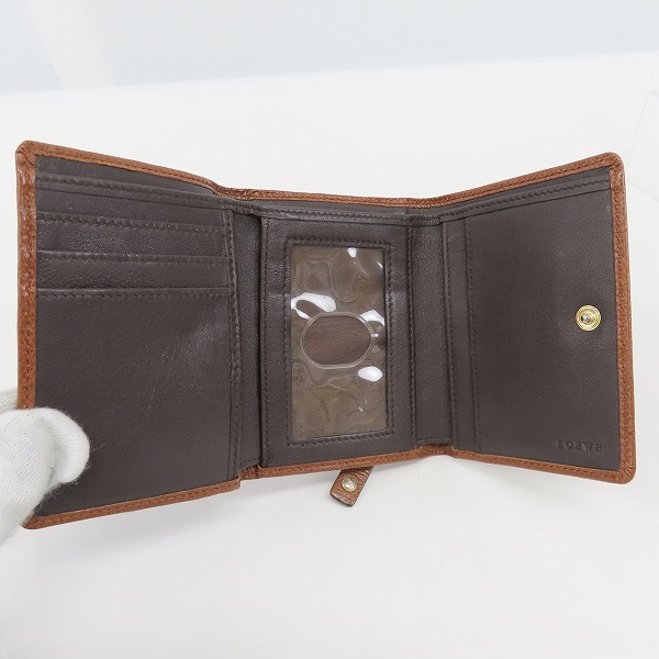 実際に弊社で買取させて頂いたLOEWE/ロエベ 三つ折り レザー コンパクト ウォレット/財布の画像 3枚目