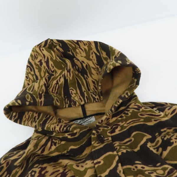 実際に弊社で買取させて頂いたTENDERLOIN/テンダーロイン 迷彩柄 フード付 シャツ Sの画像 5枚目