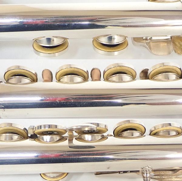 実際に弊社で買取させて頂いた【難有り】YAMAHA/ヤマハ YFL-31 フルート 頭部菅銀製 Eメカ付き ハードケース・ケースカバー付の画像 6枚目