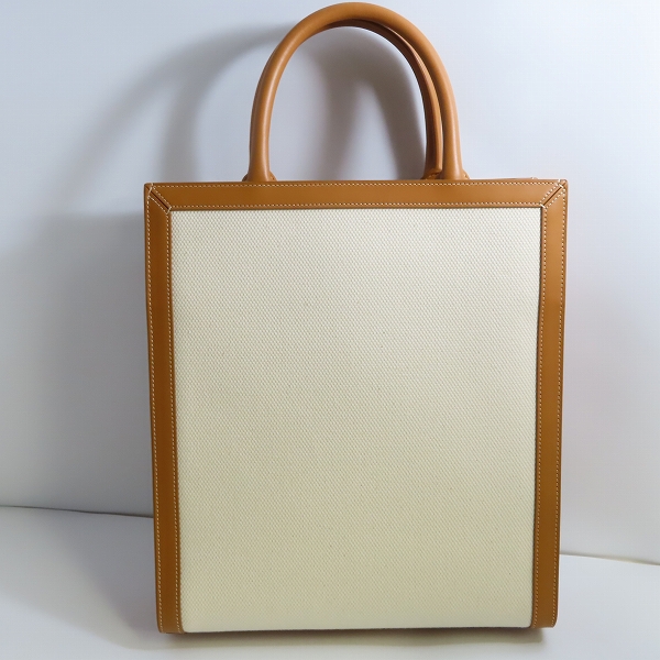 実際に弊社で買取させて頂いた【未使用】CELINE/セリーヌ 2way スモール バーティカルカバ キャンバストートバッグ 192082BNZ.02NTの画像 1枚目