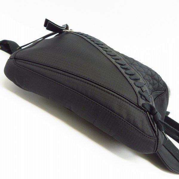 実際に弊社で買取させて頂いたLOEWE/ロエベ PUZZLE SLING パズル 素材切替ボディバッグ/ウェストバッグ 306.50.T57の画像 2枚目