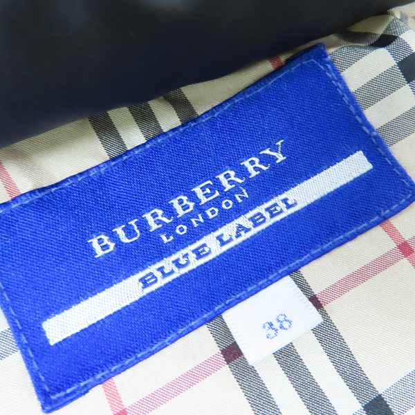 実際に弊社で買取させて頂いたBURBERRY BLUE LABEL/バーバリーブルーレーベル ダウンジャケット/38の画像 2枚目