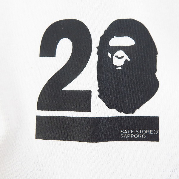 実際に弊社で買取させて頂いたA BATHING APE/アベイシングエイプ BAPE STORE 札幌 20周年記念 日本猿紀行 半袖Tシャツ ホワイト/Mの画像 6枚目