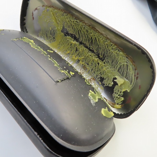 実際に弊社で買取させて頂いたグッチ/コーチ/バーバリー/モスコット/ドルガバ/ウノピゥウノウグァーレトレ他 メガネケース 9点セットの画像 6枚目