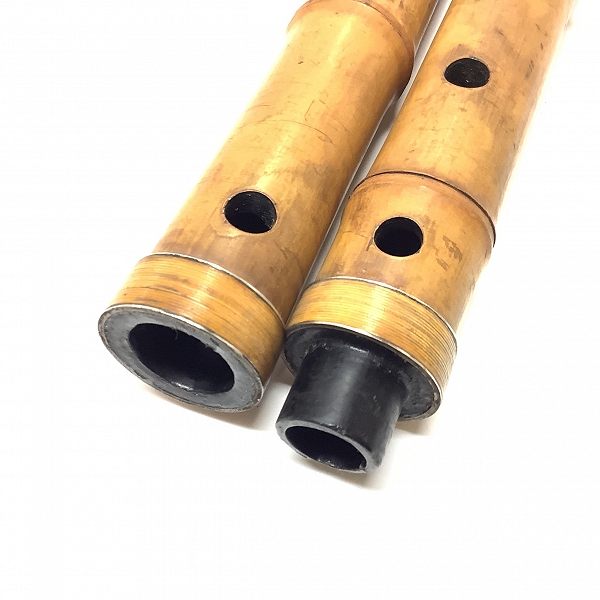 実際に弊社で買取させて頂いた尺八 在銘 鳳晴 琴古流 歌口銀巻き 銀三線藤巻き 全長54.5cm 和楽器 の画像 7枚目