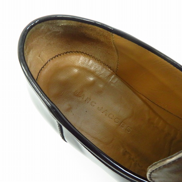 実際に弊社で買取させて頂いたMARC JACOBS/マークジェイコブス エナメル バイカラーローファーシューズ/41の画像 3枚目
