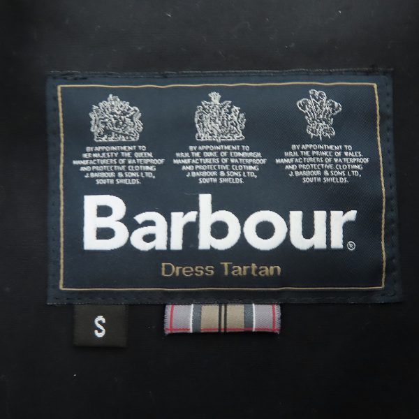 実際に弊社で買取させて頂いたBarbour/バブアー Dress Wax Jacket/ドレスワックスジャケット MWX0821TN31/Sの画像 2枚目