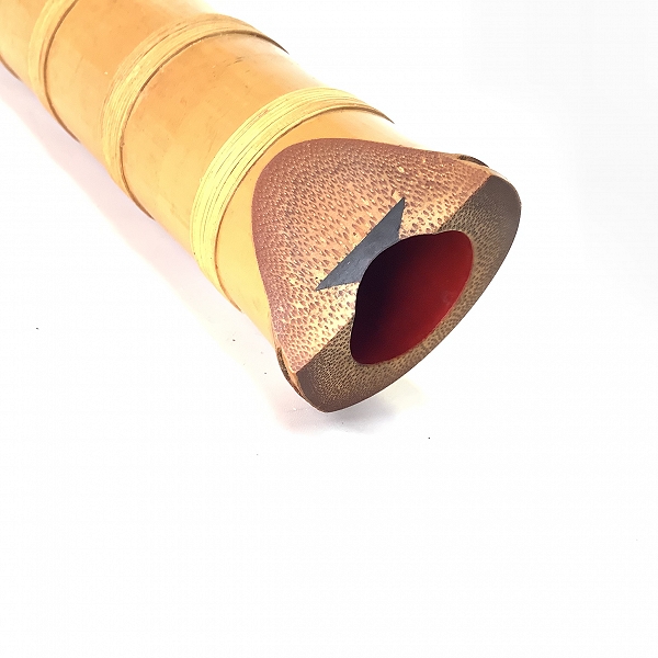 実際に弊社で買取させて頂いた尺八 在銘 昌香 琴古流 銀三線籐巻き 全長64.3cm 和楽器の画像 2枚目