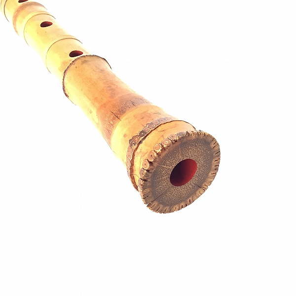 実際に弊社で買取させて頂いた尺八 在銘 昌香 琴古流 銀三線籐巻き 全長64.3cm 和楽器の画像 4枚目