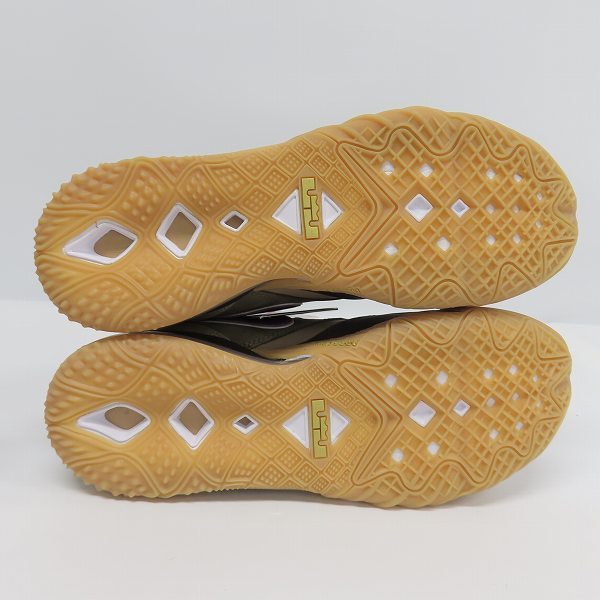 実際に弊社で買取させて頂いた【未使用】NIKE×atomos/ナイキ×アトモス LEBRON 18 LOW/レブロン 18 ロー バイオテック CW3153-200/29の画像 2枚目