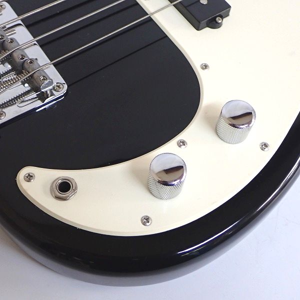 実際に弊社で買取させて頂いた★BUSKER'S/バスカーズ プレシジョンベースタイプ BLACK エレキベース ソフトケース付の画像 6枚目