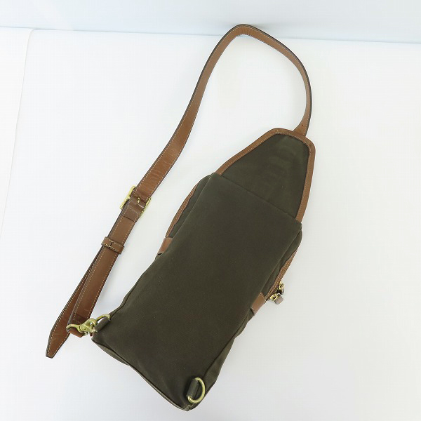 実際に弊社で買取させて頂いたPaul Smith/ポールスミス レザー/キャンバス コンビネーション ワンショルダーバッグの画像 1枚目