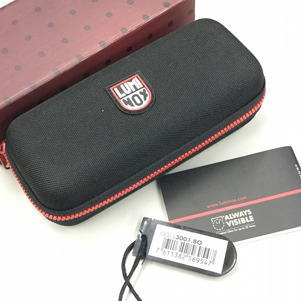 実際に弊社で買取させて頂いた【難あり】LUMINOX/ルミノックス ネイビーシールズ 3000シリーズ 3001.BO クオーツ 腕時計の画像 5枚目