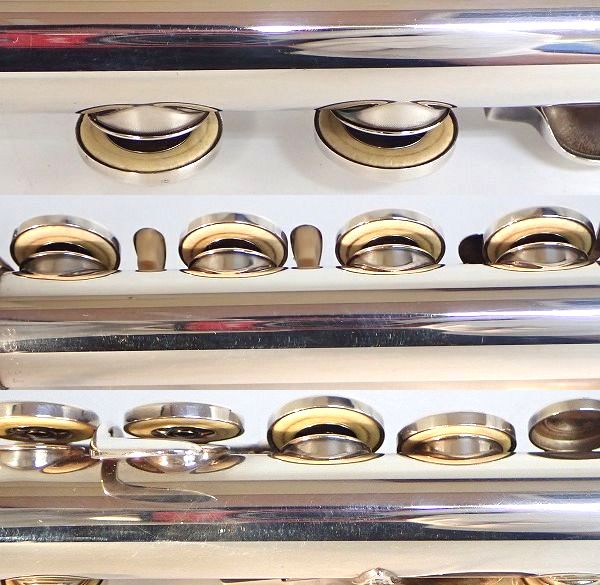 実際に弊社で買取させて頂いたYAMAHA/ヤマハ YFL-311/YFL311 フルート 頭部管銀製 Eメカ付 ハードケース・ケースカバー付の画像 7枚目