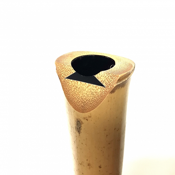 実際に弊社で買取させて頂いた尺八 在銘 粹鏡 二つ印 琴古流 歌口銀巻き 銀三線藤巻き 全長51.7cm 和楽器 の画像 1枚目